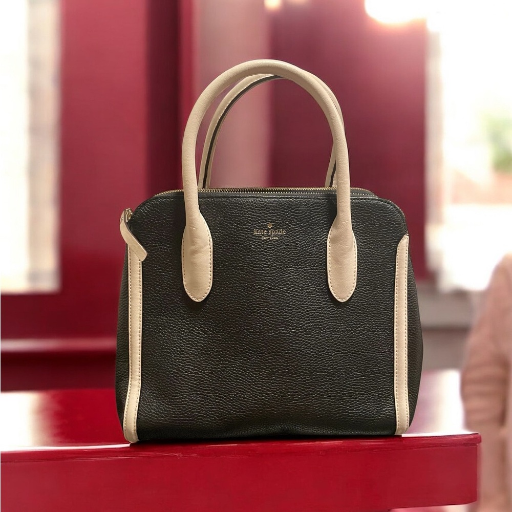 Kate♠️Spade Duncan Caroline Lane Black and Cream Satchel Excellent!